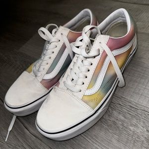 Colorful pride classic ward lo vans women’s size 8.5 men’s size 7